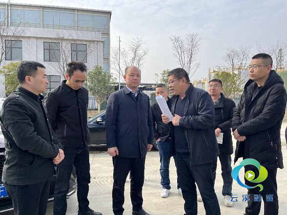 區委副書記訪索是湖南工廠建設進度